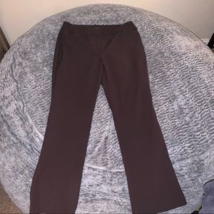 Woman’s kakis brown pants